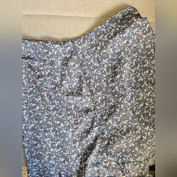 Floral Skirt - Picture 3 of 4